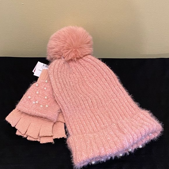 SOLD - Beanie Cap & Mittens NWT Pink Pearl Embellished - Picture 2 of 3